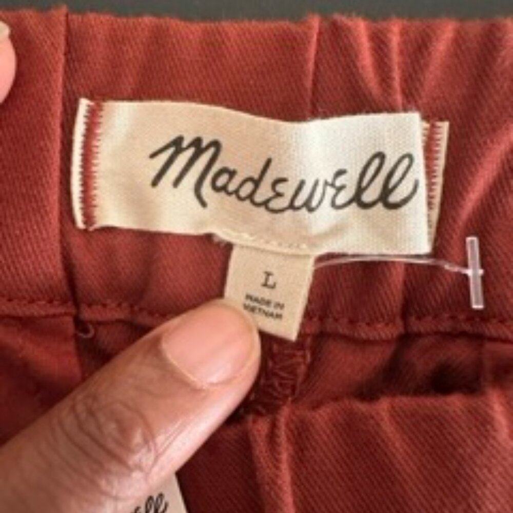 NWT Madewell Pull-on Shorts in Dusty Redwood - Size L - Picture 7 of 10